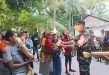 Tumbuhkan Anak Sehat dan Cerdas, Babinsa Jerol Dampingi Kegiatan Stimulasi Anak