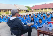 Pastikan Kualitas dan Gizi Terjaga, Bupati Malra Tinjau Program MBG di Sekolah
