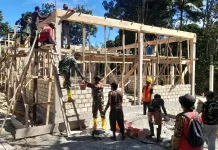 Koramil 1503-02/Elat Bersama Tiga Ohoi Sukseskan Karya Bakti Skala Besar