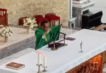 Wakil Uskup: Dua Guru Katekis Bukan Orang Aru, namun Memilih Mengabdi di Aru Utara