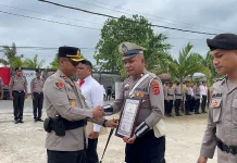 Sebanyak 56 Personil Polres Malra Naik Pangkat dan Terima Piagam Penghargaan