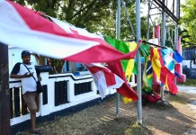 Jual Bendera Piala Dunia usai, Gibran Siapkan Bendera Merah Putih jelang Agustus