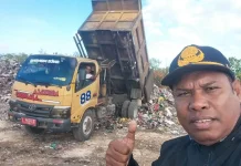 Optimalkan Pelayanan, Kadis DLHK Monitoring Proses Bongkar Muat Sampah di TPA