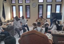 Kepala RRI Tual, Yakobus Resubun ajak Pelajar Jadikan RRI sebagai Rumah Pendidikan