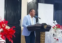 Satpol PP dan Kesbangpol Tertibkan Bendera Piala Dunia, Ganti dengan Merah Putih