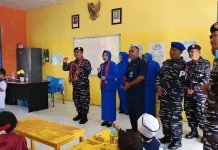 Danlanal Tual Berharap Pengajar TK Hang Tuah Tingkatkan Perhatian kepada Anak