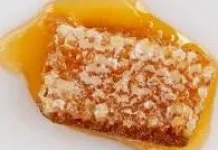 Madu,Pemanis yang Menyehatkan Mengatasi Panu