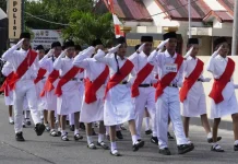 SMP Negeri Unggulan Ohoijang Turunkan Lima Regu dalam Lomba Gerak Jalan Indah
