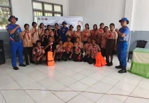 Edukasi Sar, Kasat Polair Polres Kepulauan Tanimbar Pimpin Simulasi Penyelamatan