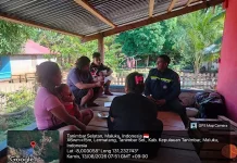 , Bhabinkamtibmas Lermatang Gelar Door To Door System untuk Jaga Kamtibmas