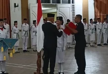 Bupati Aru Kukuhkan 60 Anggota Paskibraka Tahun 2026