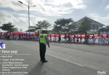 Sat Lantas Polres Kepulauan Tanimbar Kawal Kirab Bendera Merah Putih