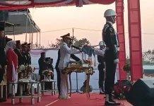 Upacara Penurunan Bendera HUT ke-81 RI di Kabupaten Kepulauan Aru Berlangsung Khid