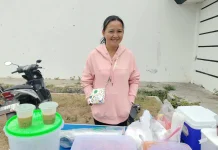 Gorengan Keliling Yuni dan Harapan Kecil yang Belum Merdeka