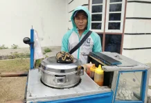 Ujang dan Mimpi Sederhana Pedagang Kecil di Hari Kemerdekaan