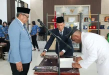 Lantik Kepala Ohoi Selayar Definitif, Bupati Minta Rangkul Semua Warga