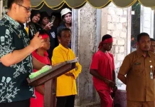 Wabup Viali, Atas Nama Bupati, Lepas Jenasah Rat Manyeuw di Rumadian