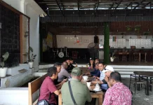 Humas Polres Aru dan Insan Pers Jalin Silaturahmi Perkuat Kemitraan