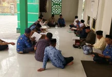 Sejuknya Pengajian Esalon Pemkot Tual di Masjid Al-Mahmudi