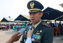 TNI Gelar Makan Bersama Gratis dengan Masyarakat
