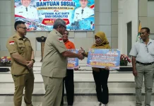 Keluar Hanya dengan Pakaian di Badan, Farah Bangkit setelah Konflik Sosial