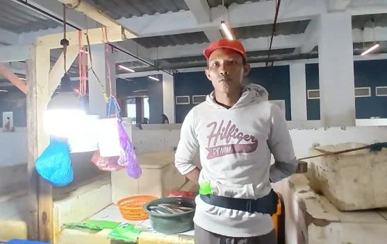 Cuaca Ekstrim Mempengaruhi Harga Ikan di Pasar Tual