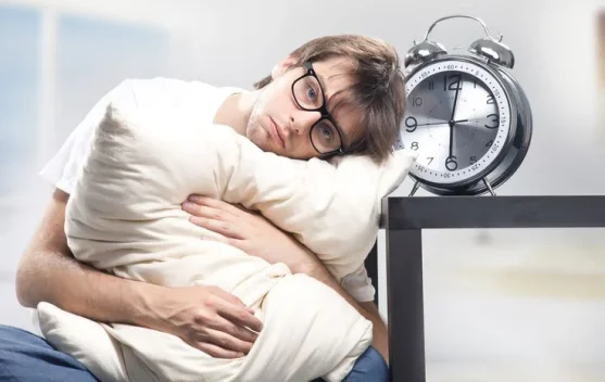 Tidur Kurang Nyenyak? Lakukan Rutinitas Ini Yuk