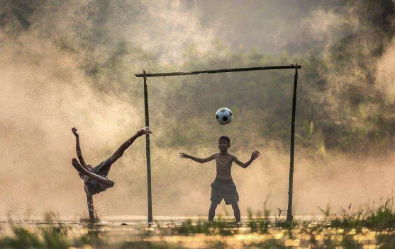 Mengenalnya Sejarah Bola hingga saat ini