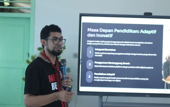 Pelatihan Tim Media SMA Negeri 5 Tual