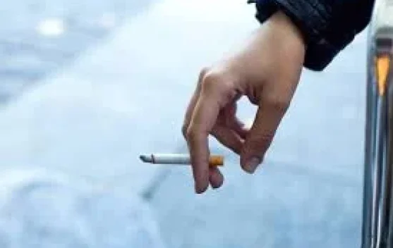 Merokok Berbahaya Membahayakan  Paru - Paru