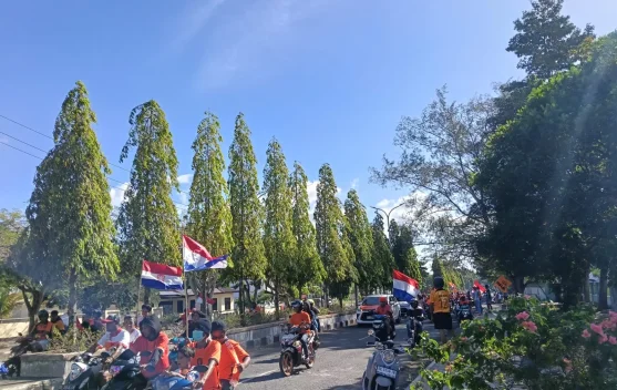 Pendukung Timnas Belanda Gelar Konvoi Kemenangan di Langgur