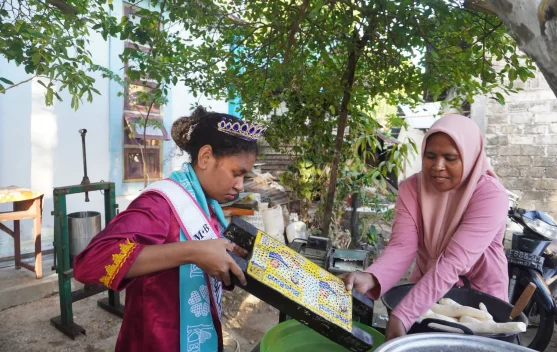 Laurencia Beatrix Maturbongs Promosikan Enbal sebagai Warisan Budaya Kei
