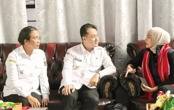 Rombongan Kementeraian ESDM dan SKK Migas Disambut Pemda KKT