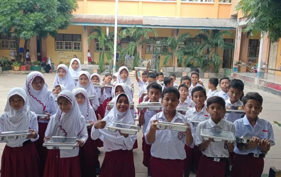 Ada Kendala Penyaluran MBG? SPPG Ohoijang-Watdek Siap Terima Aduan