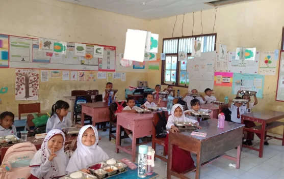 SPPG Ohoijang-Watdek Layani MBG untuk 2.328 Siswa di 11 Sekolah