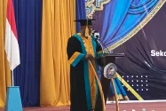 Jebolan STKIP Persada Evav Tual, Harus Menjadi Guru Bermartabat