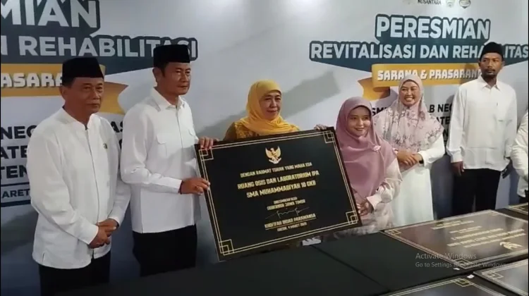 Dorong Mutu Pendidikan, Gubernur Khofifah Rehabilitasi Sekolah Lamongan–Gresik