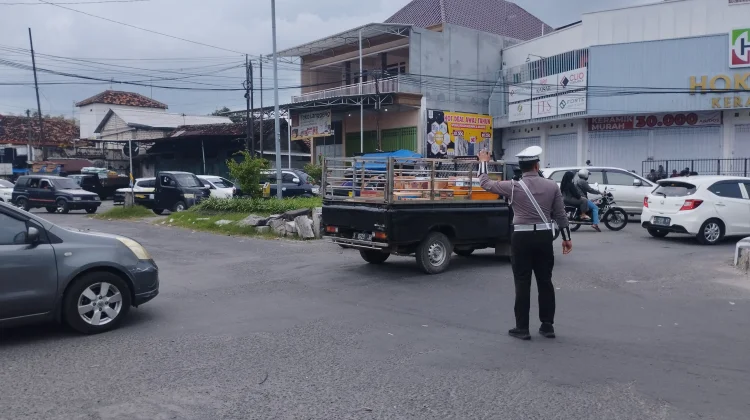 Satlantas Polres Lamongan Siapkan Rekayasa Lalin Antisipasi Macet Pasar Babat