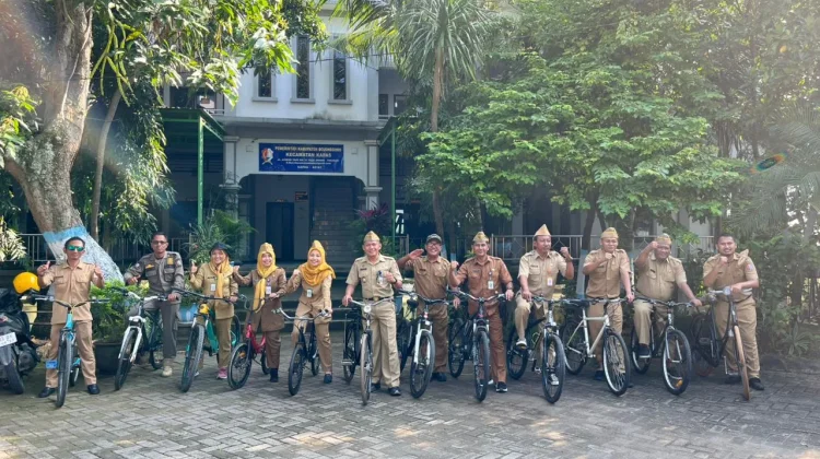 Efisiensi dan Hidup Sehat, ASN Bojonegoro Berangkat Dinas dengan Bersepeda