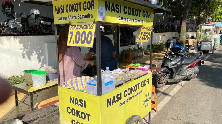 Pedagang di Tuban Akui Masih Sulit Temukan Pasokan LPG di Tingkat Pengecer