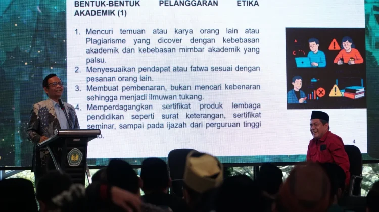 Mahfud MD Minta Unisda Lamongan Gaungkan Etika Akademik
