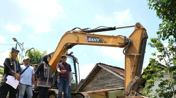 Wabup Bojonegoro Sidak Proyek Pembangunan Infrastruktur agar Sesuai Prosedur