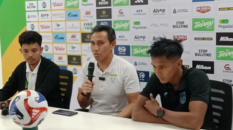 Drama Menit Akhir, Persela Ditahan Imbang Barito 1-1