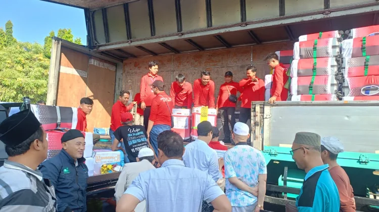 Jemaah Haji Tuban Kloter 26 dan 27 Kumpulkan Koper Hari Ini