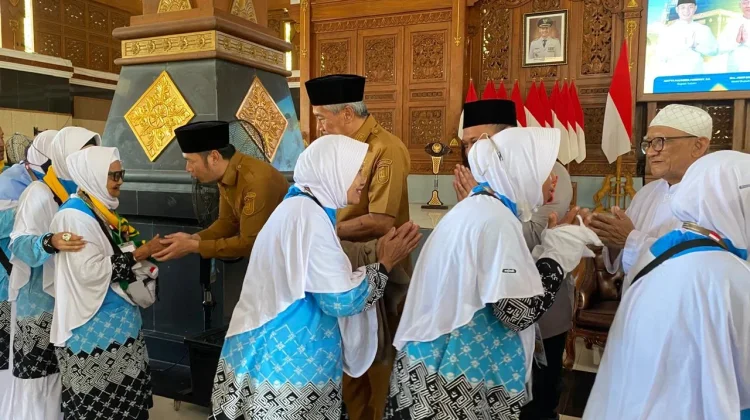 Jemaah Haji Tuban Kloter 28 dan 29 Telah Resmi Diberangkatkan