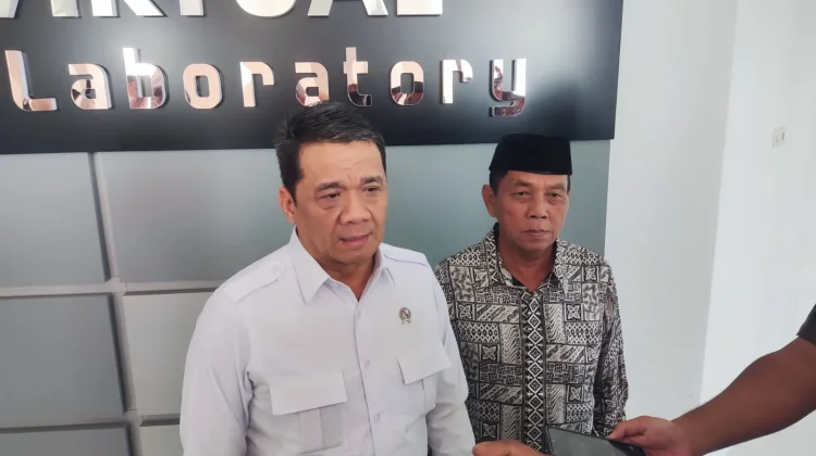 Wamendes Ahmad Riza Ajak Mahasiswa Kembali Bangun Desa dengan Teknologi