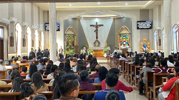 Umat Katolik di Tuban Diminta Mewartakan Peristiwa Kenaikan Yesus Kristus