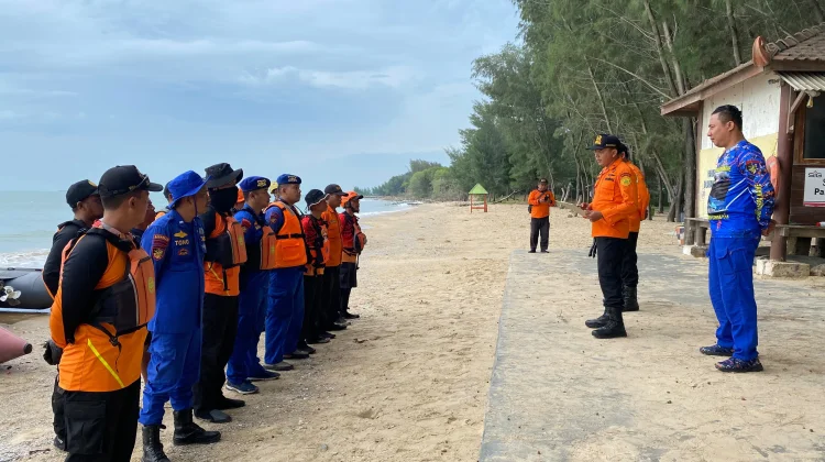 BPBD Gencarkan Pencarian Nelayan Hilang di Laut Tuban