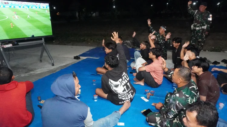 Koramil Lamongan Kota Gelar Nobar Piala Dunia di KDMP