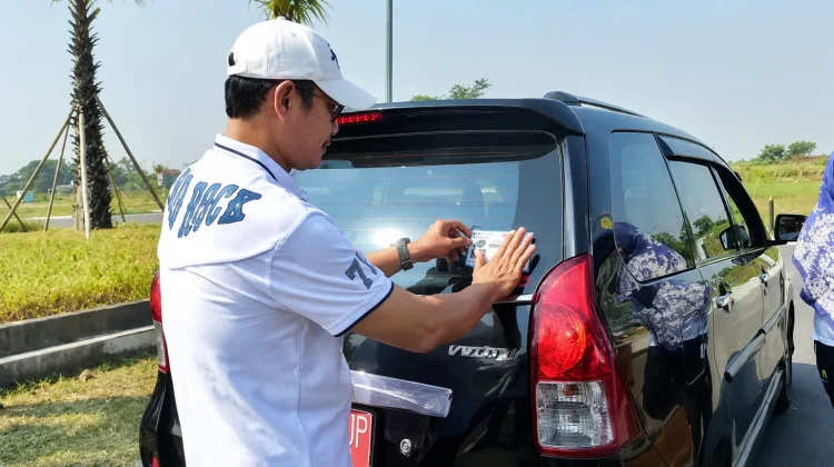 Jumat Asri, Pemkab Lamongan Uji Emisi Kendaraan dan Jaga Lingkungan